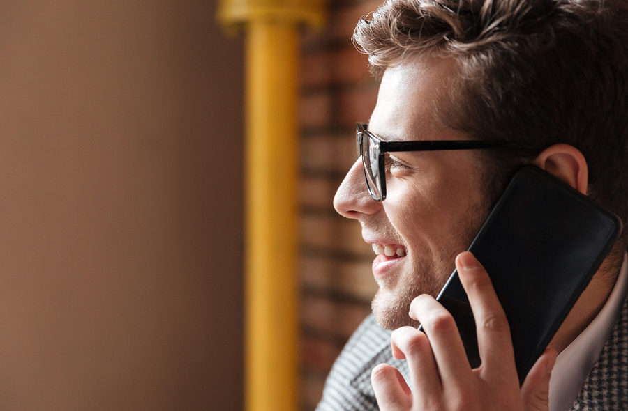 Sorglos mobil kommunizieren mit einer Smartphone Flatrate